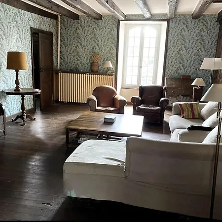 Demeure De Charme Avec Piscine Villa *